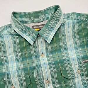 Eddie Bauer Travex Men's Large Green Plaid Outdoor Hiking Short Sleeve Button Up
